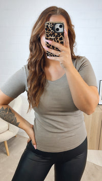 softes Ripp T-shirt / taupe Art. 12550