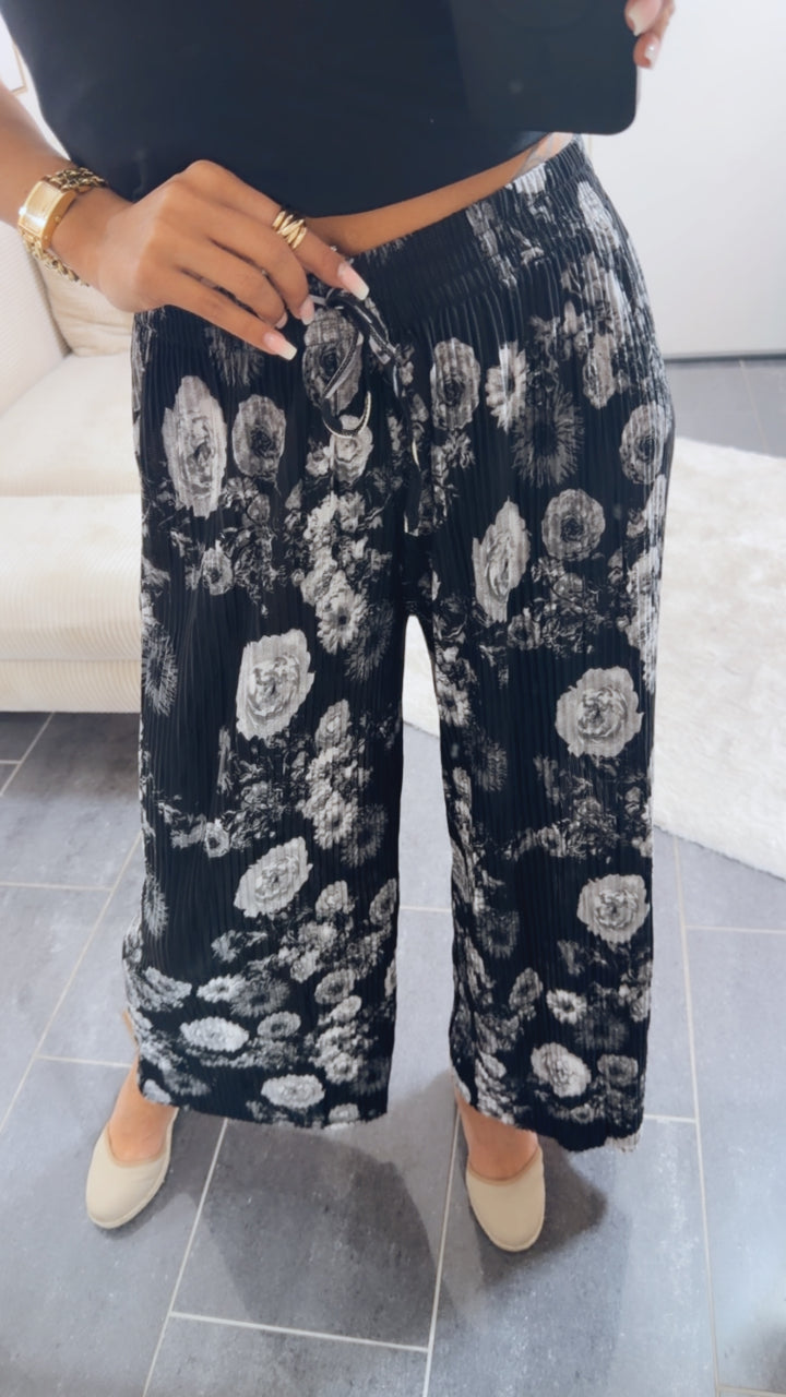 Leichte, plissierte Hose / schwarz - grau ROSEN Muster  Art. 14385