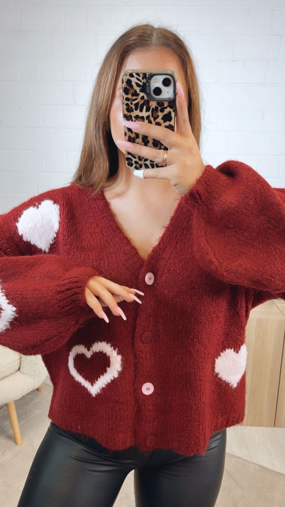 HERZEN Cardigan mit bunten Knöpfen / bordeaux rot - zartes soft rosa Art. 12536