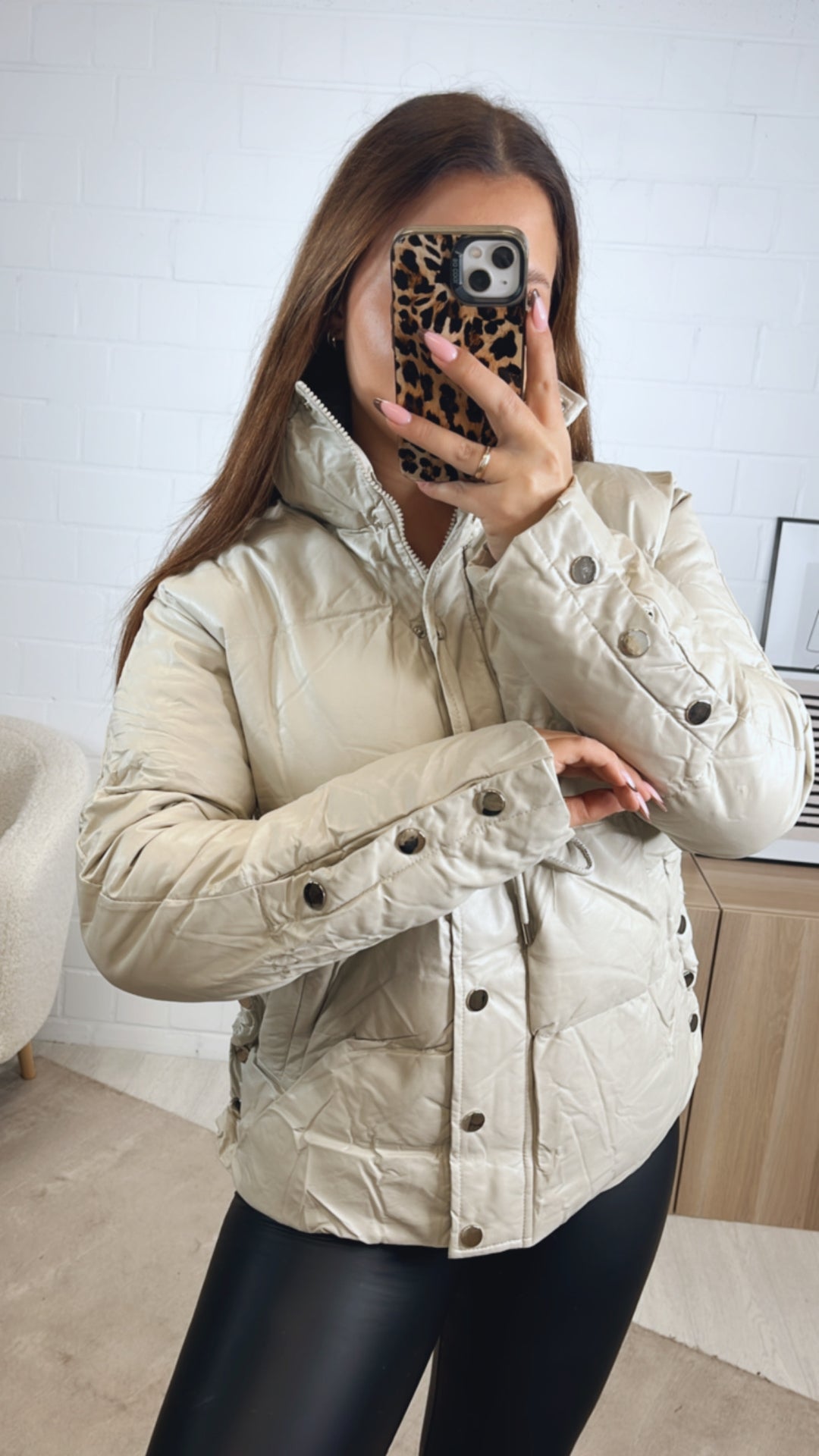 Lederimitat Jacke mit Knopfleiste, Reißverschluss / creme Art. 12867