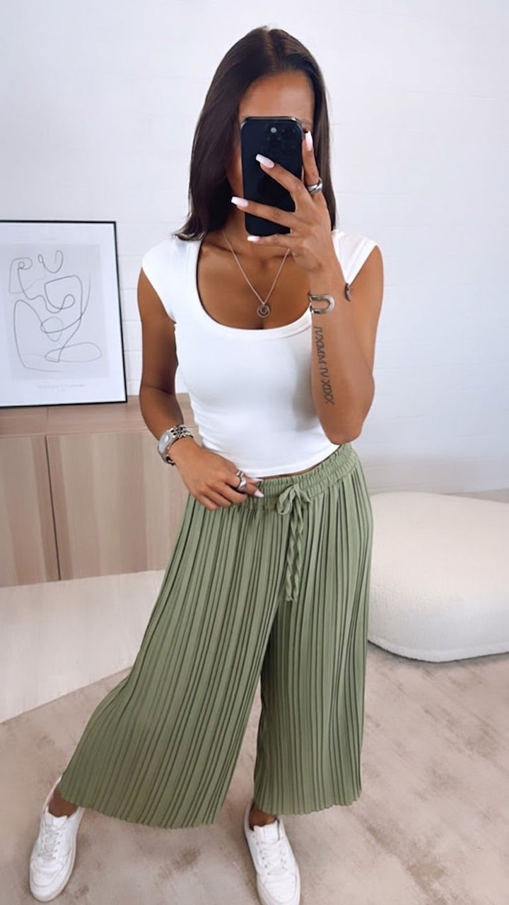 Plissee Hose / khaki Art. 2411