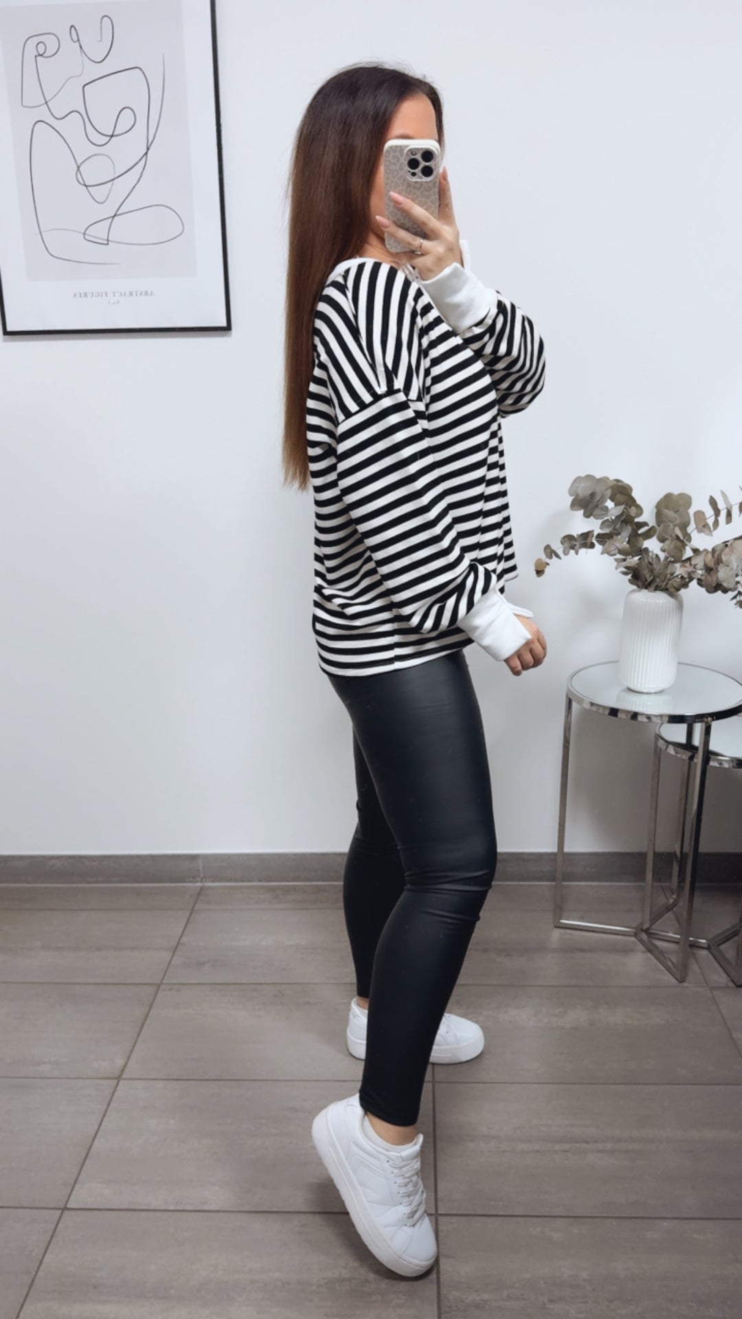 STREIFEN Sweater mit used V-Ausschnitt / schwarz - creme - weiss Art. 13340