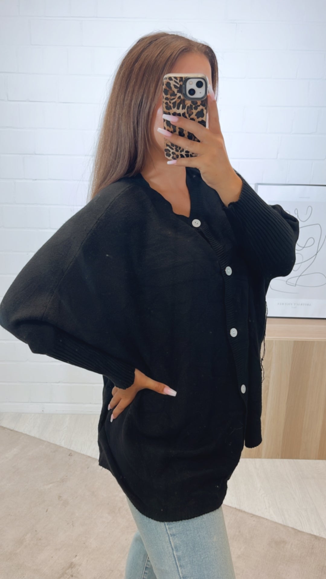ultra weicher Cardigan / Pullover mit Fledermausärmeln / schwarz Art. 11165