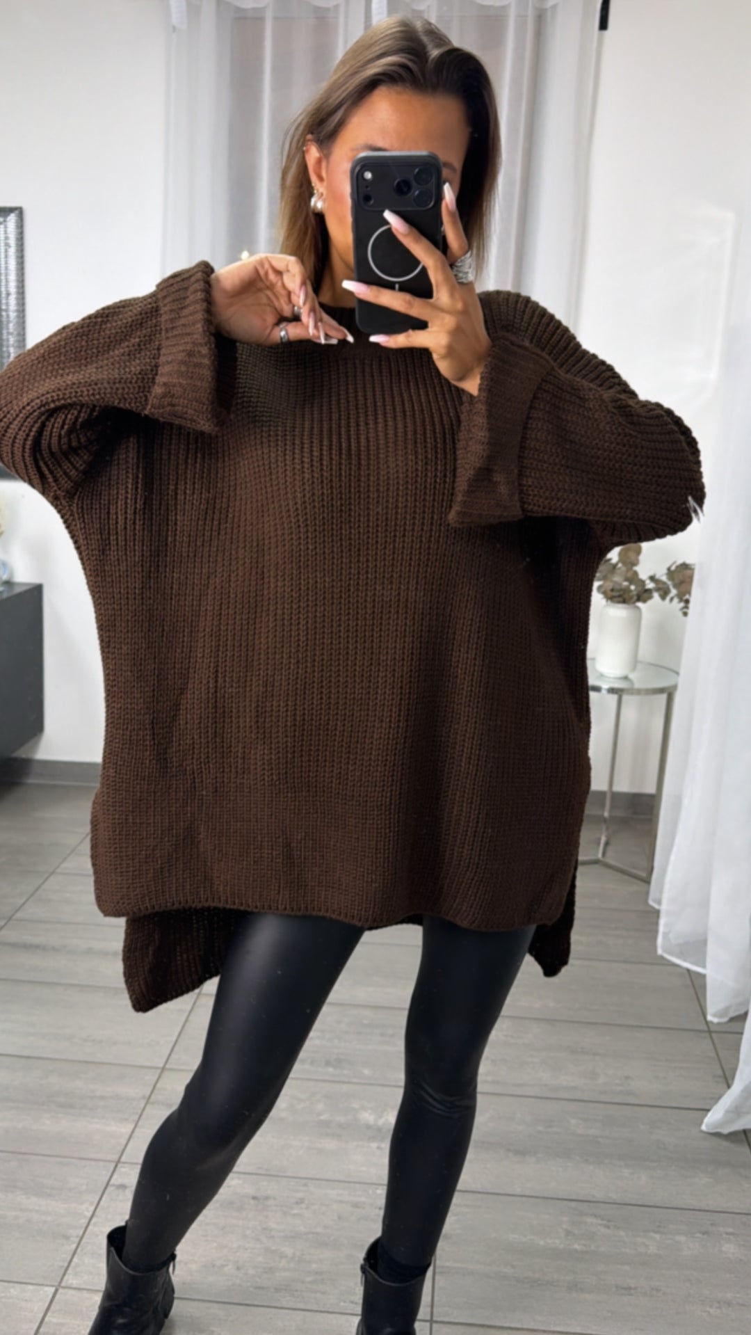 Stehkragen Oversize  Pullover mit Schlitz / schoko braun Art. 12411