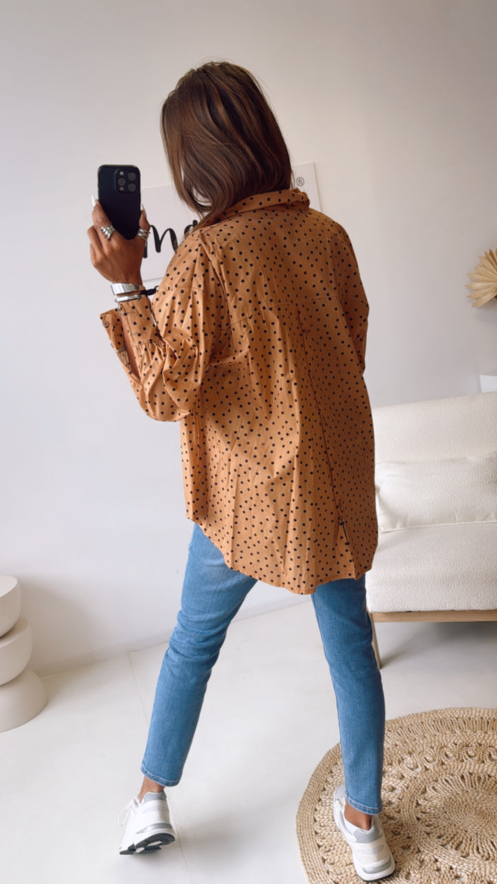 Bluse mit Punkten / light camel - schwarz Art. 10536