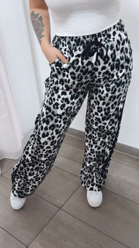 LEO softe Hose mit Streifen / grau - schwarz - weiss Art. 14439