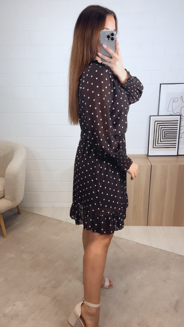 PUNKTE Kleid mit Gummibund im Taillenbereich / dunkel braun - weiß Art. 12956