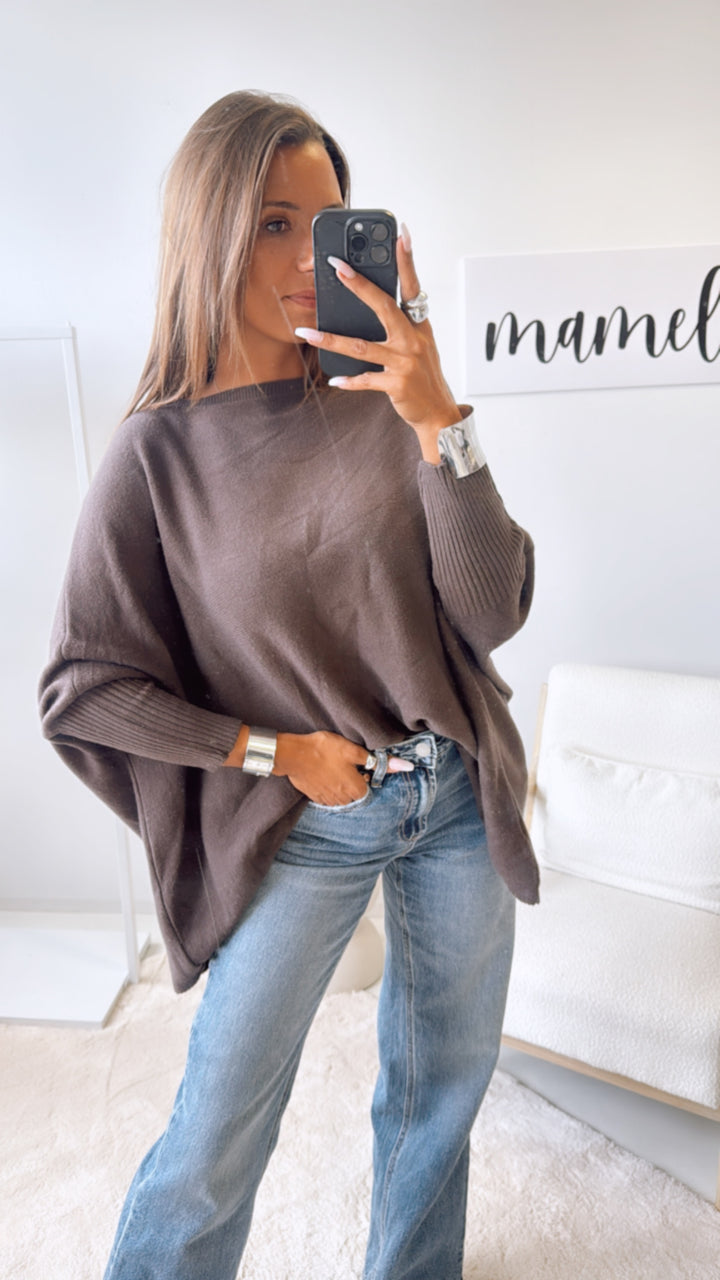 ultra weicher Pullover mit Fledermausärmeln / braun Art. 7361