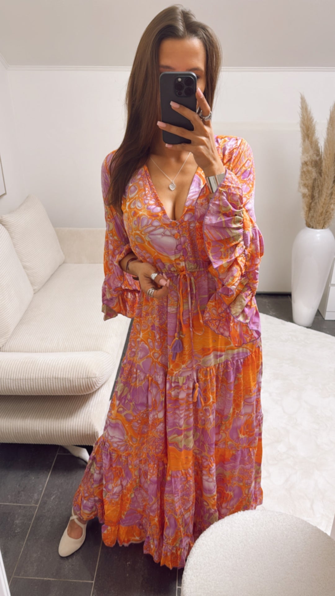 (Maxi-) Kleid mit extravagantem Muster / lila - orange - camel - gold Art. 9374