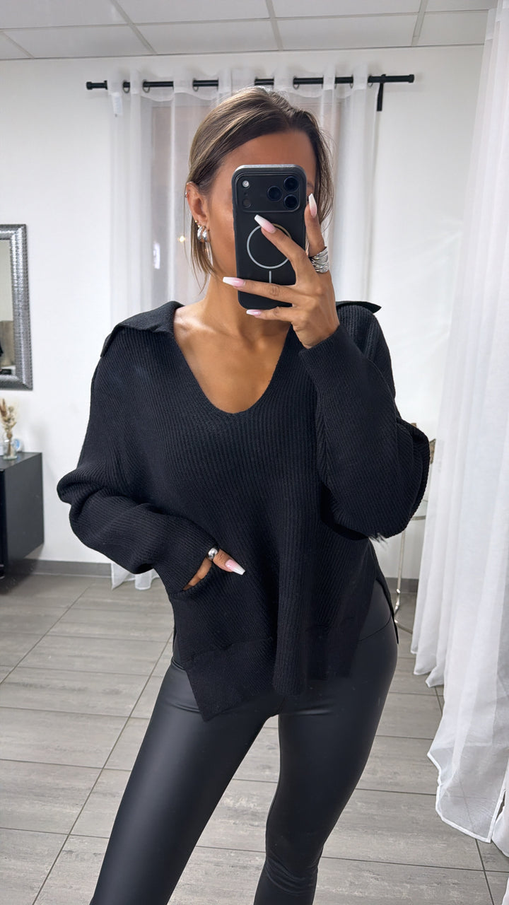 Strick Pullover mit tiefem Ausschnitt und Kragen / schwarz Art.16377