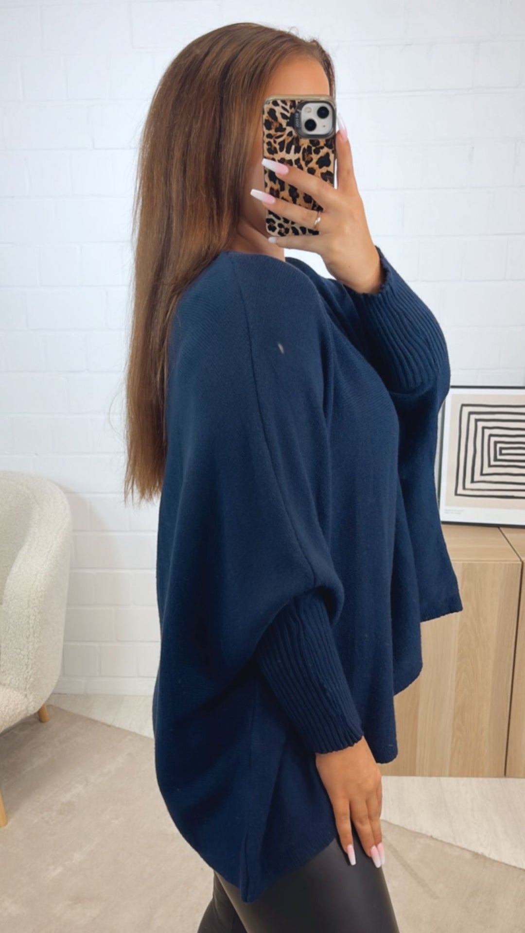 ultra weicher Pullover mit Fledermausärmeln / dunkel blau Art. 12372