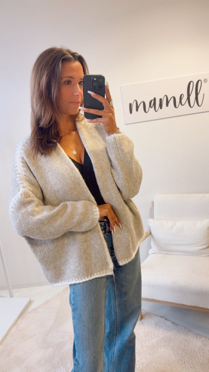 Cardigan mit abgesetzter Naht / beige - creme Art. 12578