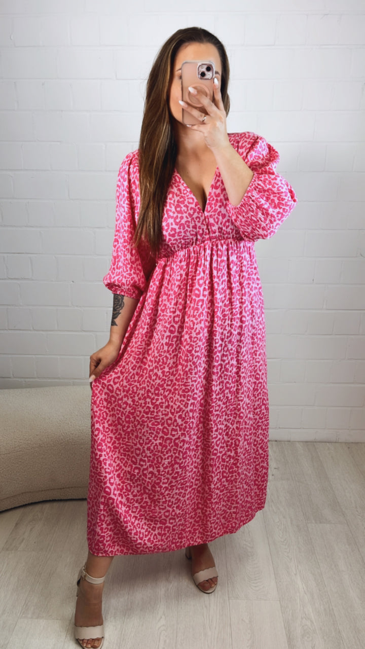 LEO (Midi-) Musselin Kleid, V-Ausschnitt, 3/4 - Ärmel / soft pink - pink Art. 10089