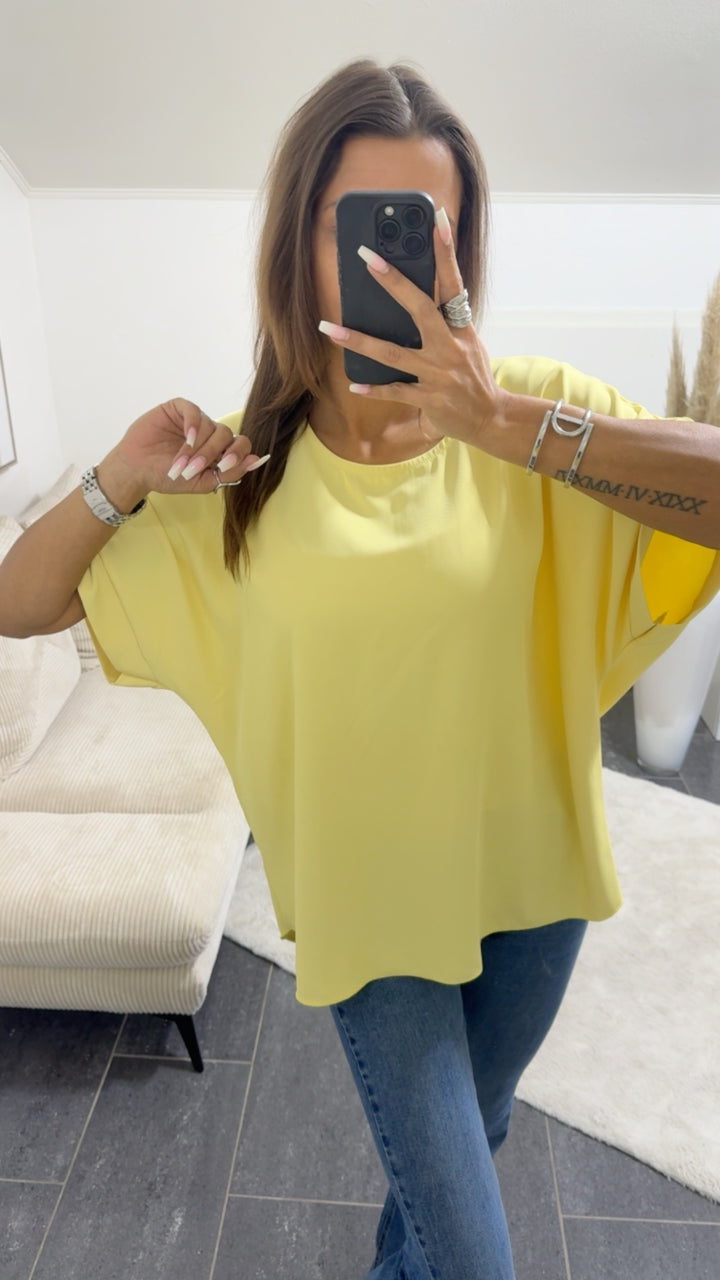 Locker geschnittene oversize Bluse / soft gelb Art.14796