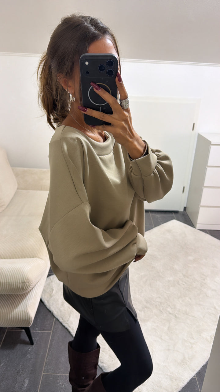 leichter Butterstoff Pullover, breiter, abgesetzter Ausschnitt / taupe Art. 16433