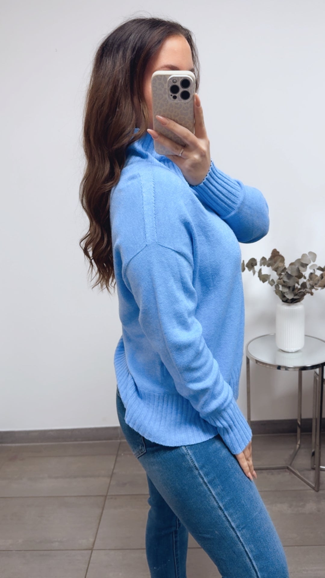 Feiner Strickpullover mit gerippten Akzenten / blau Art.13883