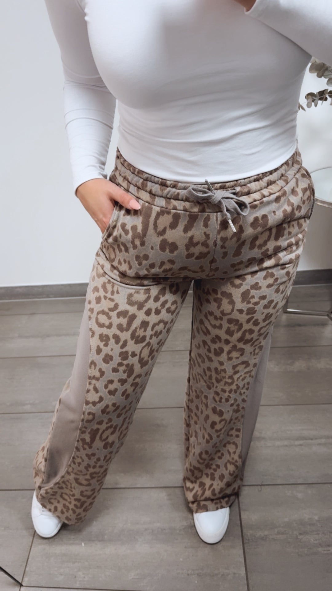 LEO elastische Stoff Hose / taupe - hell braun - camel Art. 13160