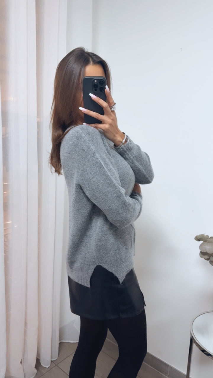 Soft Touch Pullover mit V-Ausschnitt / grau Art.13923