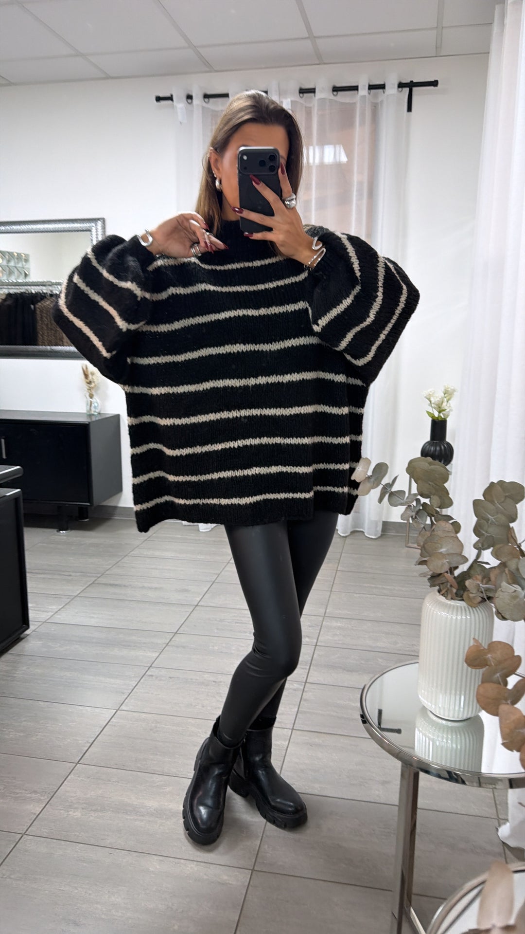 DÜNNE STREIFEN Ultra Oversize Kuschel - Pullover / schwarz - beige Art. 16692
