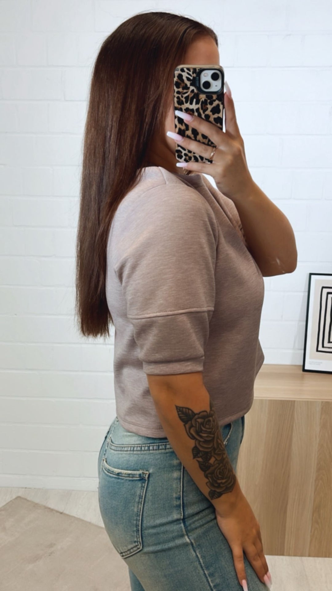 Oberteil mit Rundausschnitt, fester Stoff, kurze Arme / light taupe Art. 9941