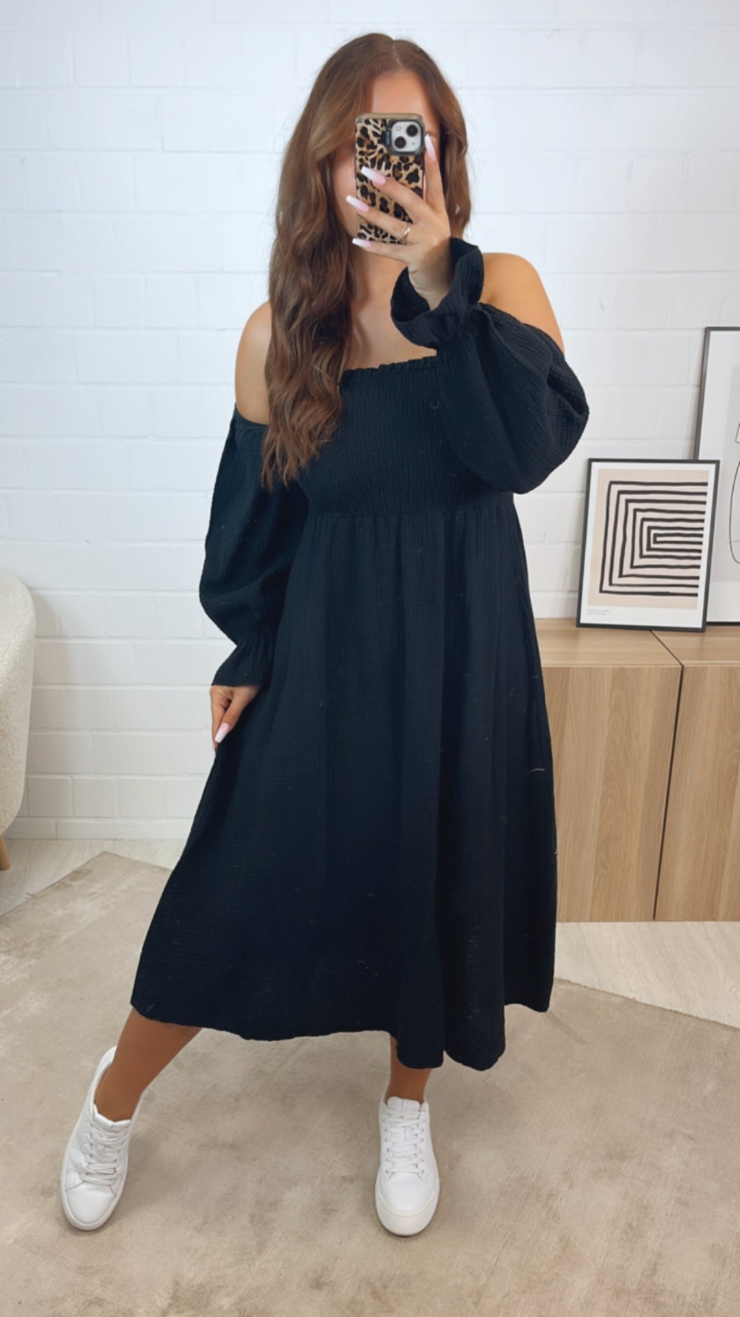 (Midi-) off - shoulder Musselin Kleid / schwarz Art. 10862