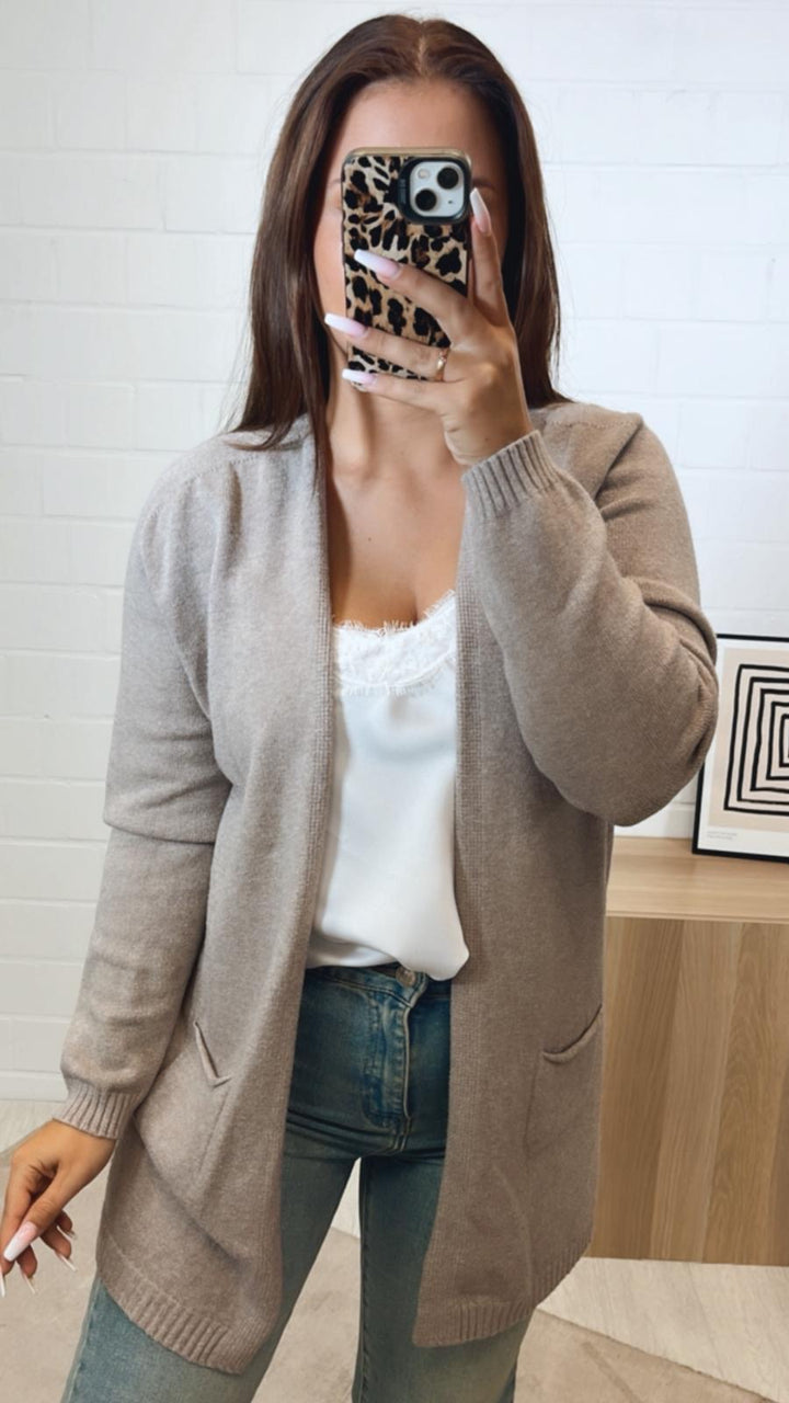 Leichter, dünner Cardigan / light schlamm Art.12288