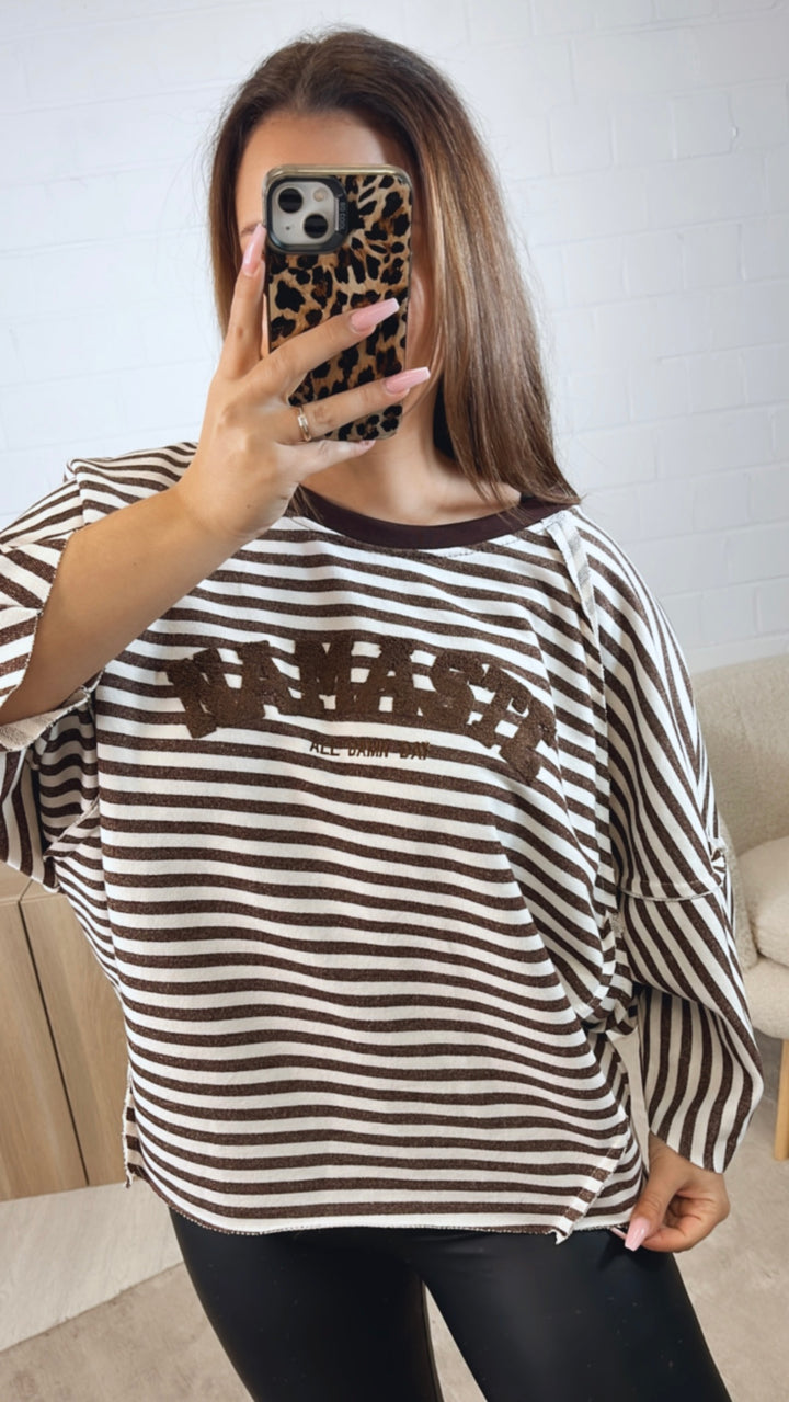 ultra oversize, gestreifter " Namaste " Pullover / weiss - schoko braun Art. 12713