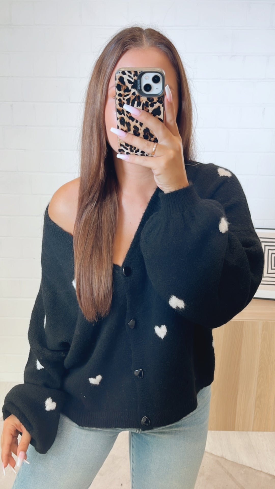 HERZKNÖPFE Cardigan mit Herzen / schwarz  - weiss Art. 11201
