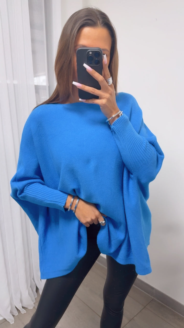 ultra weicher Pullover mit Fledermausärmeln / royal blau Art. 13443