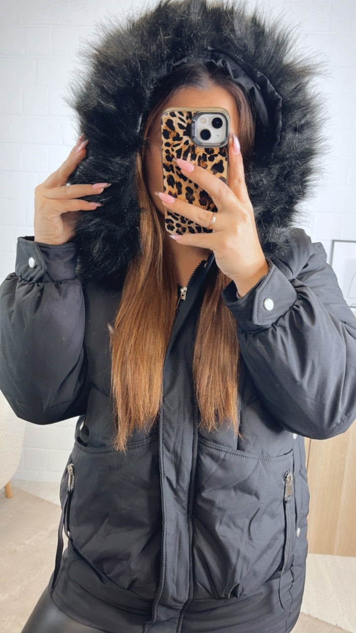 mittellange Stepp Jacke, abnehmbarer Kapuzenkragen / schwarz Art. 12868