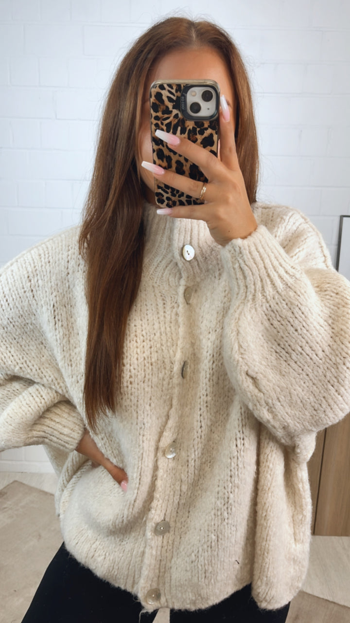 PERLMUTT KNÖPFE Kuschel Cardigan / wollweiss Art. 12361