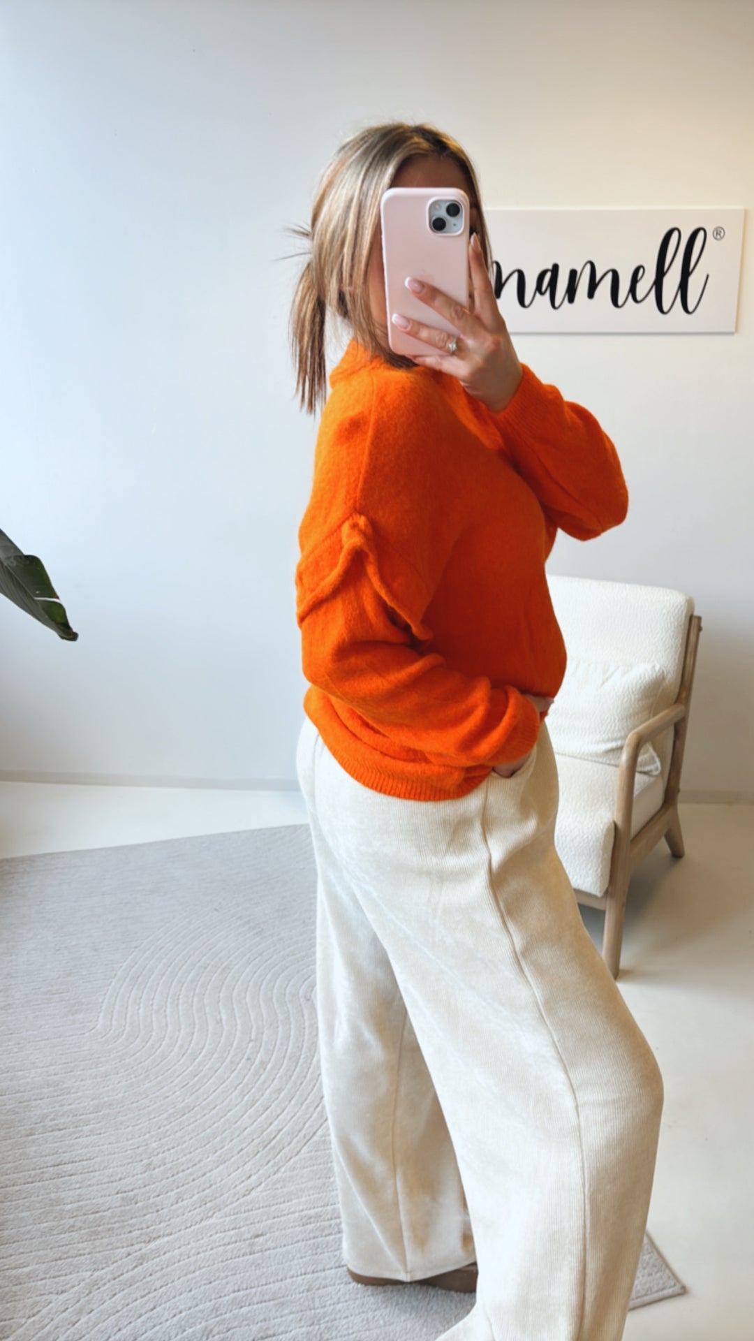 Strick Pullover mit Volant Naht / orange Art. 8817