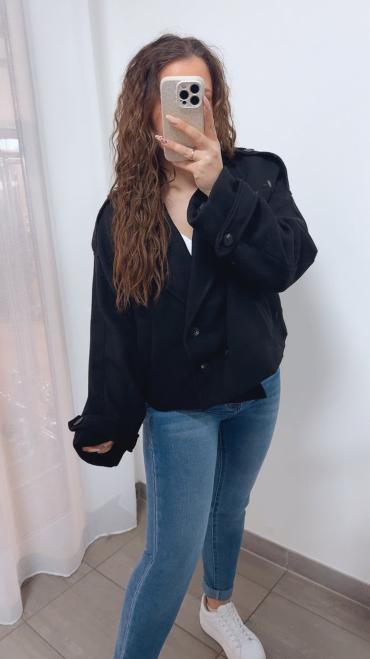 Loose Fit Jacke, fester Stoff, Knöpfe / schwarz Art. 14070