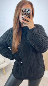 grober Strick Pullover mit Zopfmuster / schwarz Art. 12373
