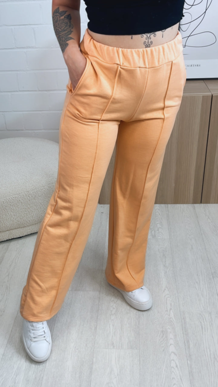 gradlinig geschnittene Stoff Hose, Ziernaht / soft apricot Art. 9840