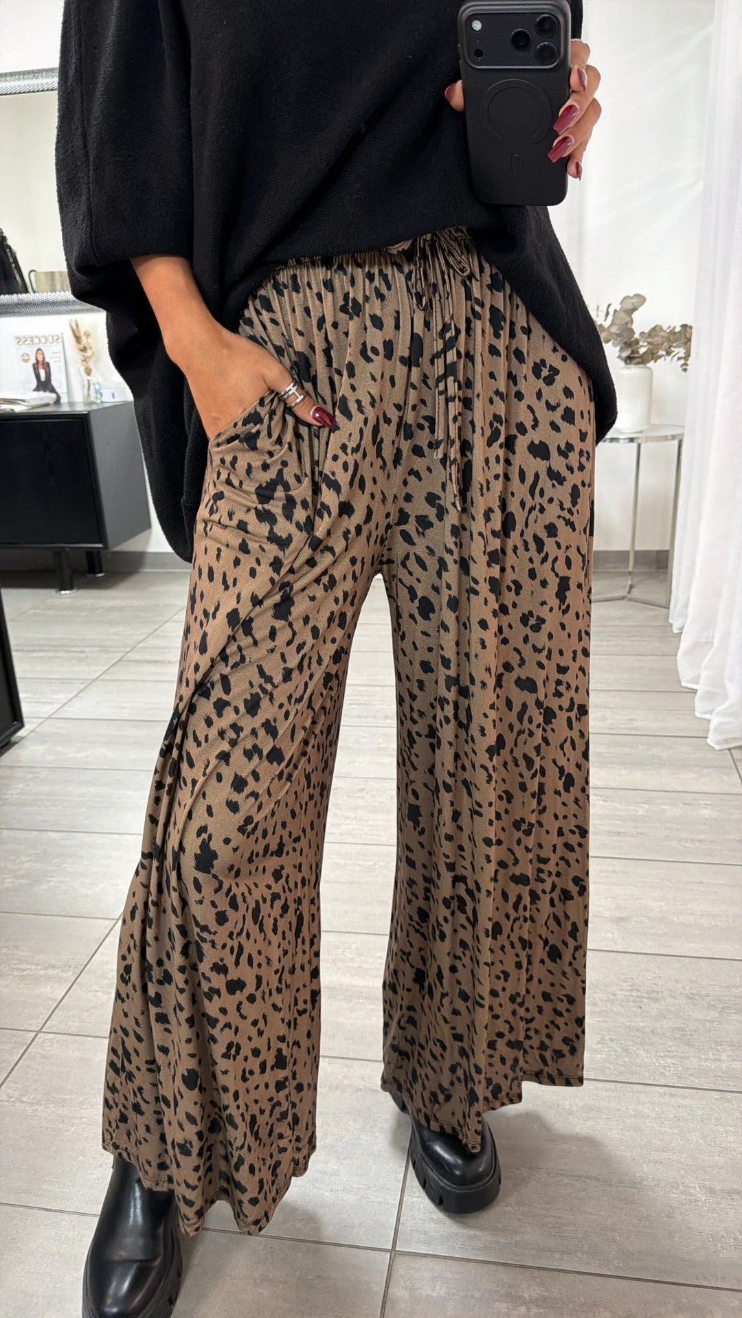 LEO ABSTRAKT Softe Stoff Hose / dunkel taupe - Schwarz Art. 16465
