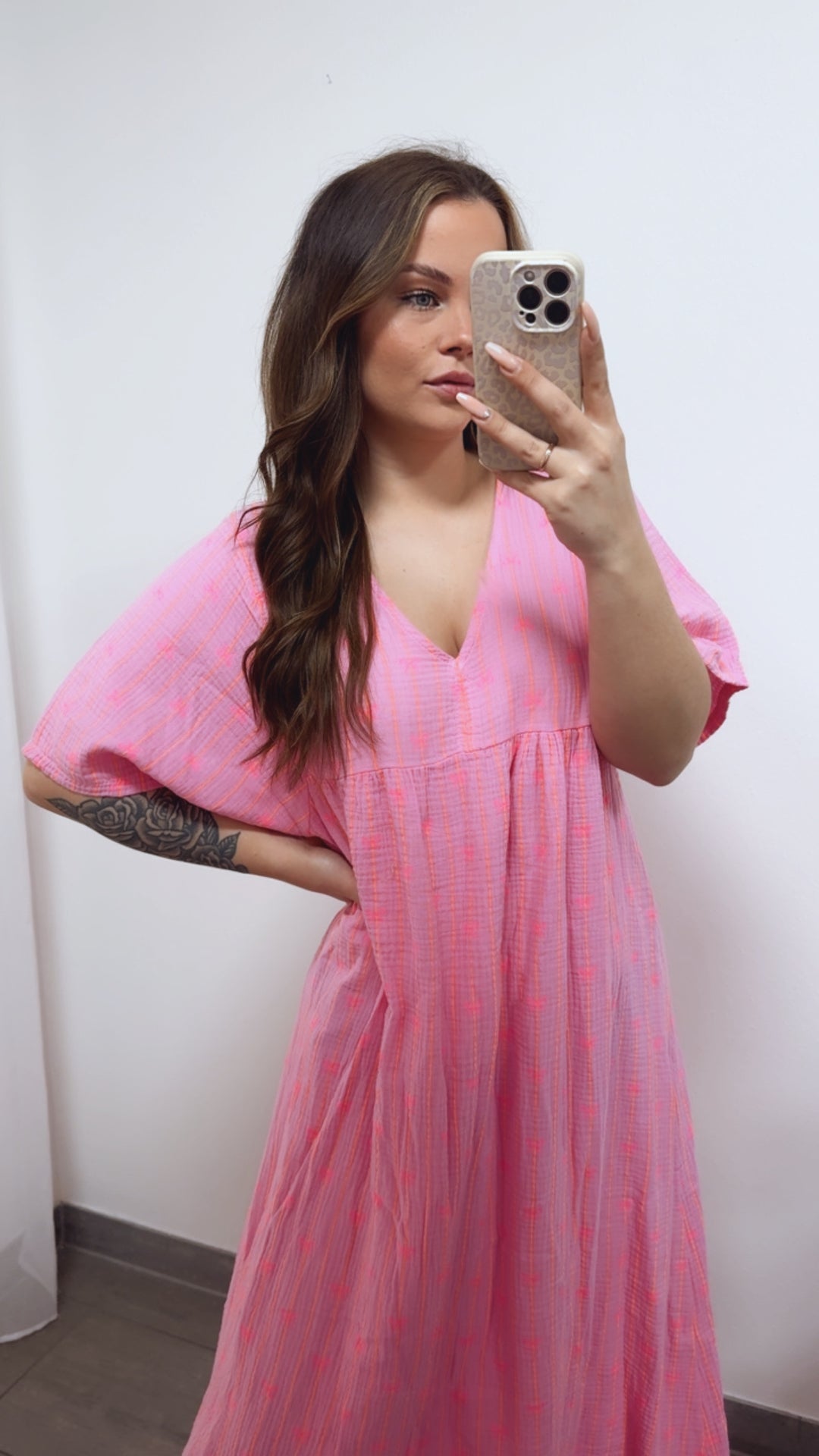 SCHLEIFEN - STREIFEN langes Musselin Kleid, kurze Ärmel / rosa - Neon pink - orange Art. 14691