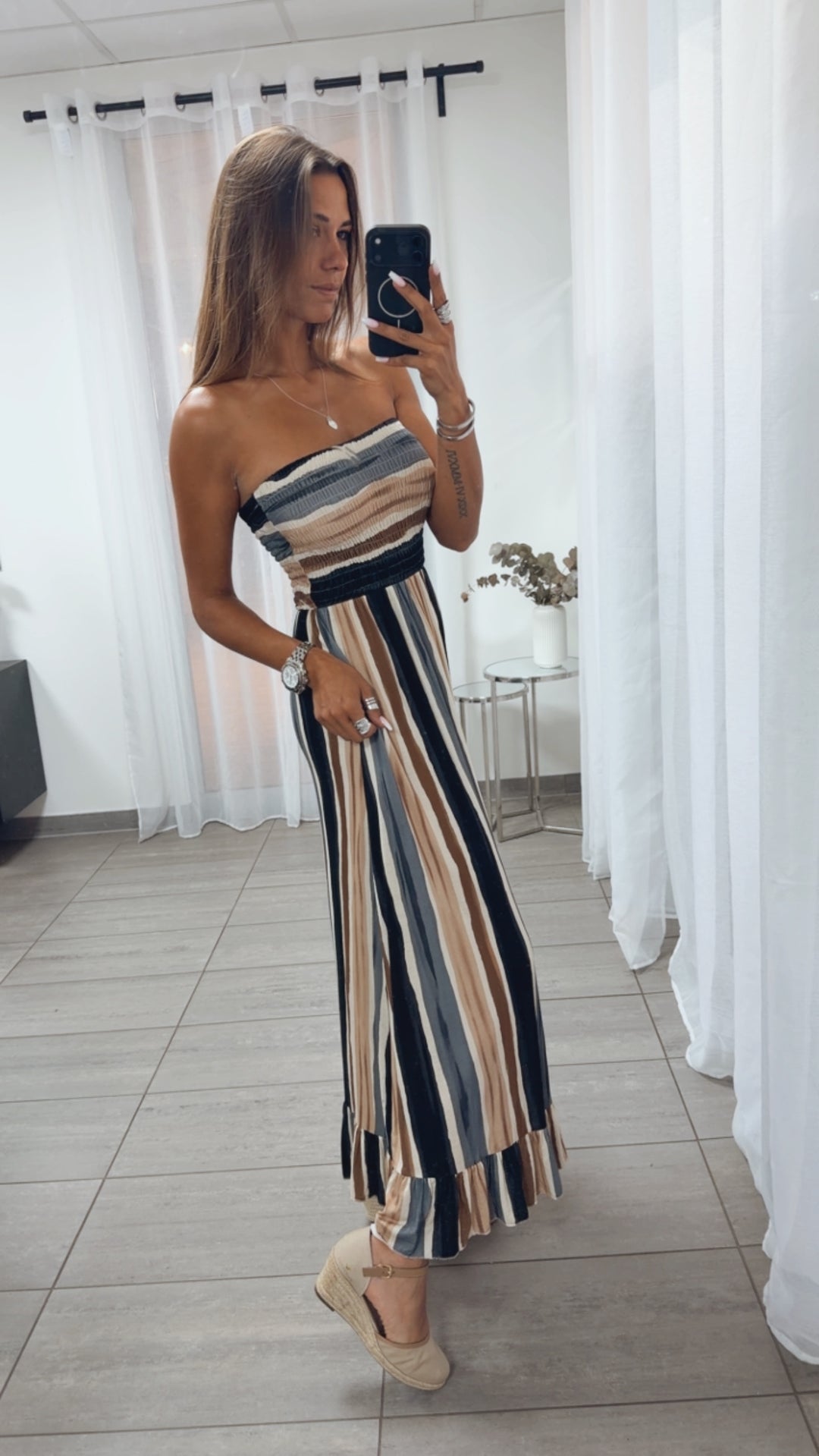 längeres Bandeau Kleid, gestreift / schwarz - grau - beige - creme Art. 15337