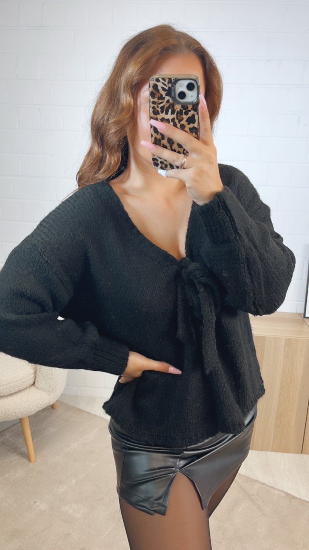 schlichter Strick Cardigan mit einer Schleife / schwarz Art. 12613