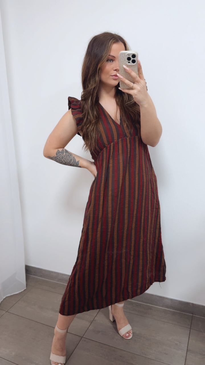 (Midi-) Musselin Kleid mit Volant Schultern, Streifen / dunkel braun - Rost - rot Art. 14740