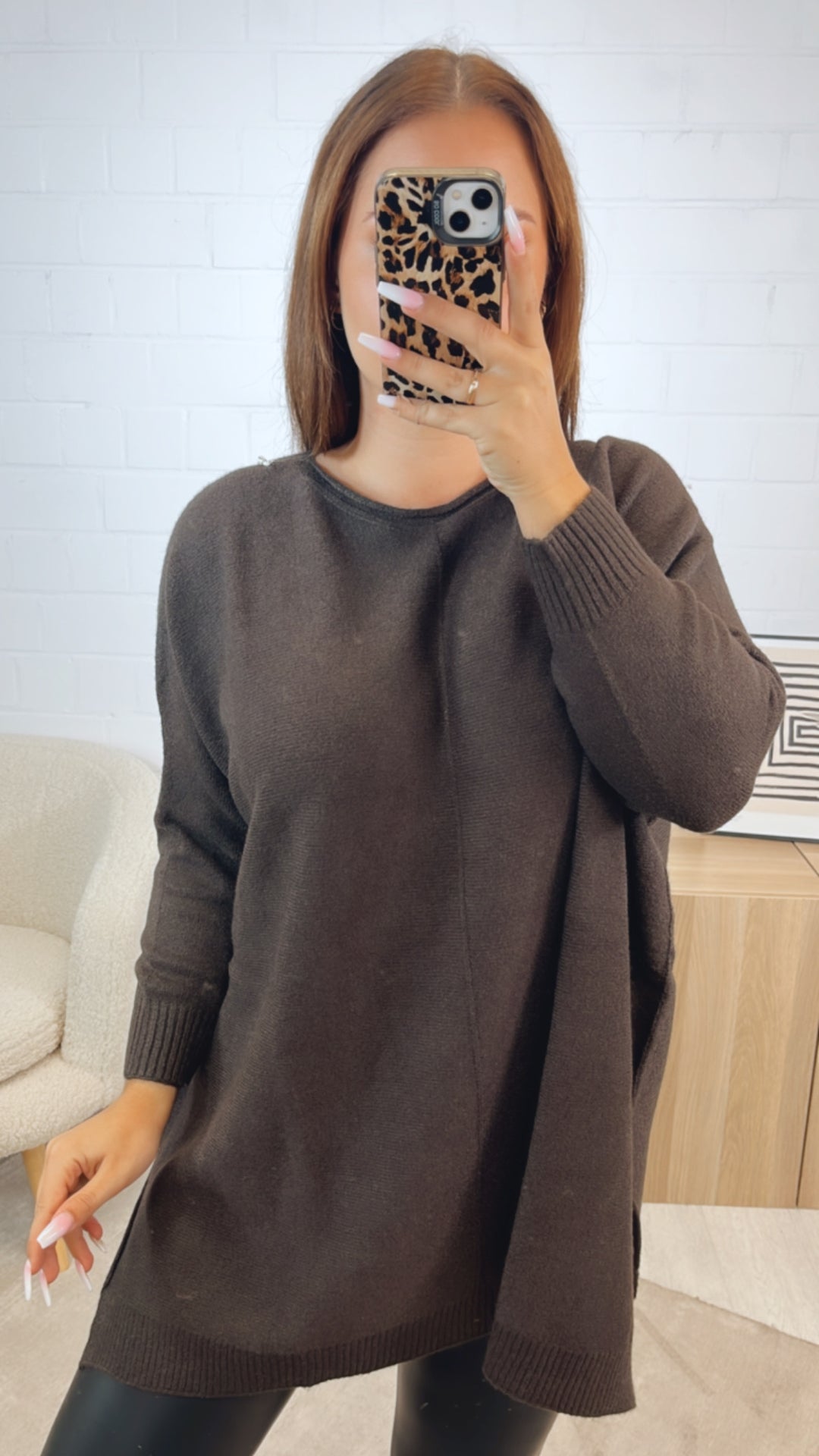 Long Pullover mit mittiger Ziernaht / dunkel braun Art. 12384