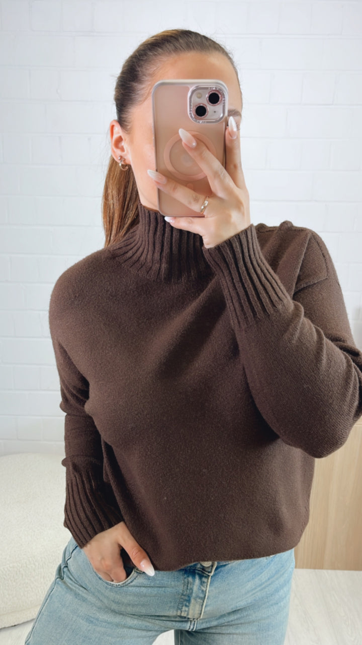 Stehkragen Pullover, gerippter Kragen und Bund / dunkel braun Art. 9798