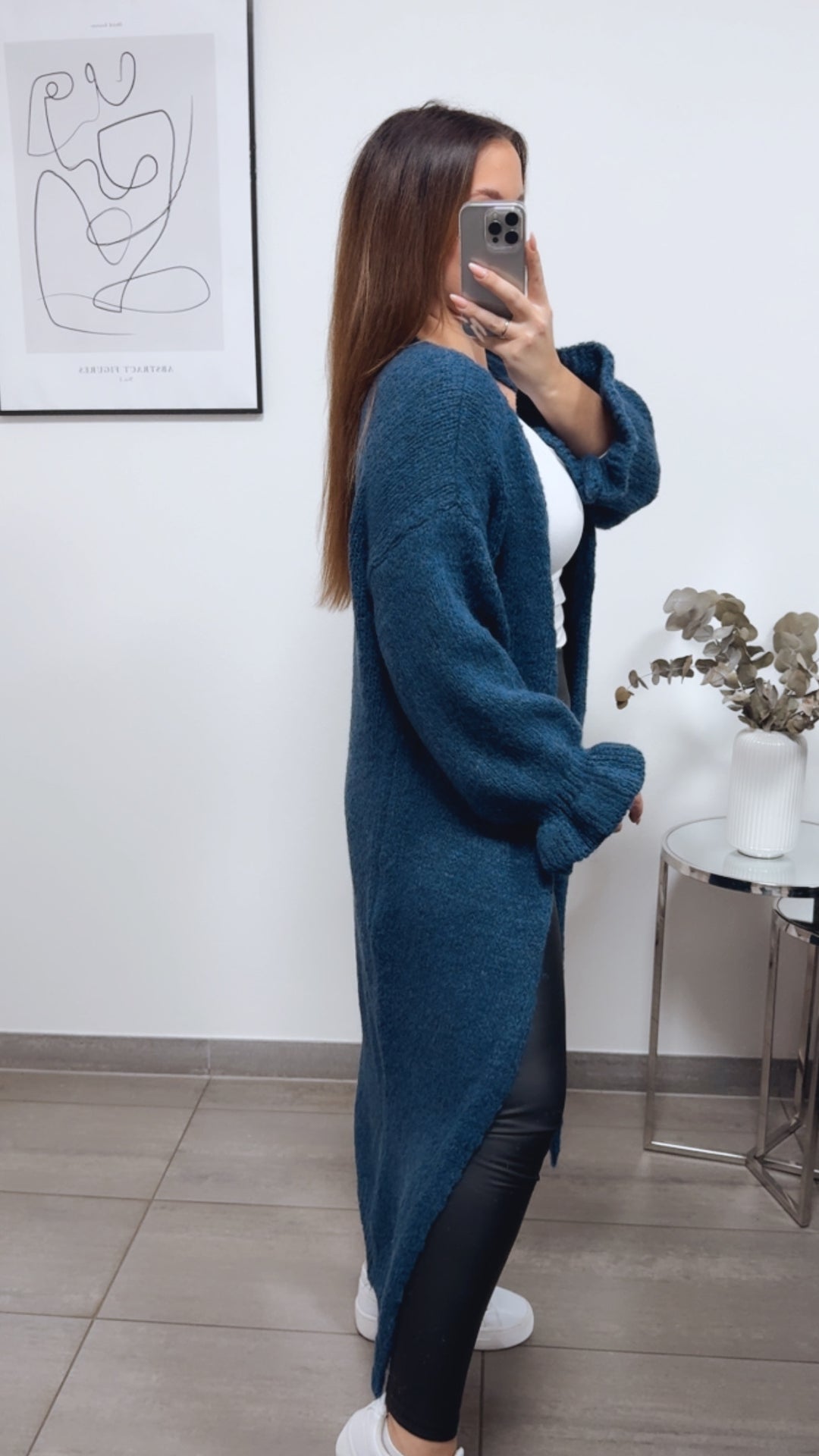 langer Kuschel Cardigan mit Volant Ärmeln / petrol blau Art. 13238