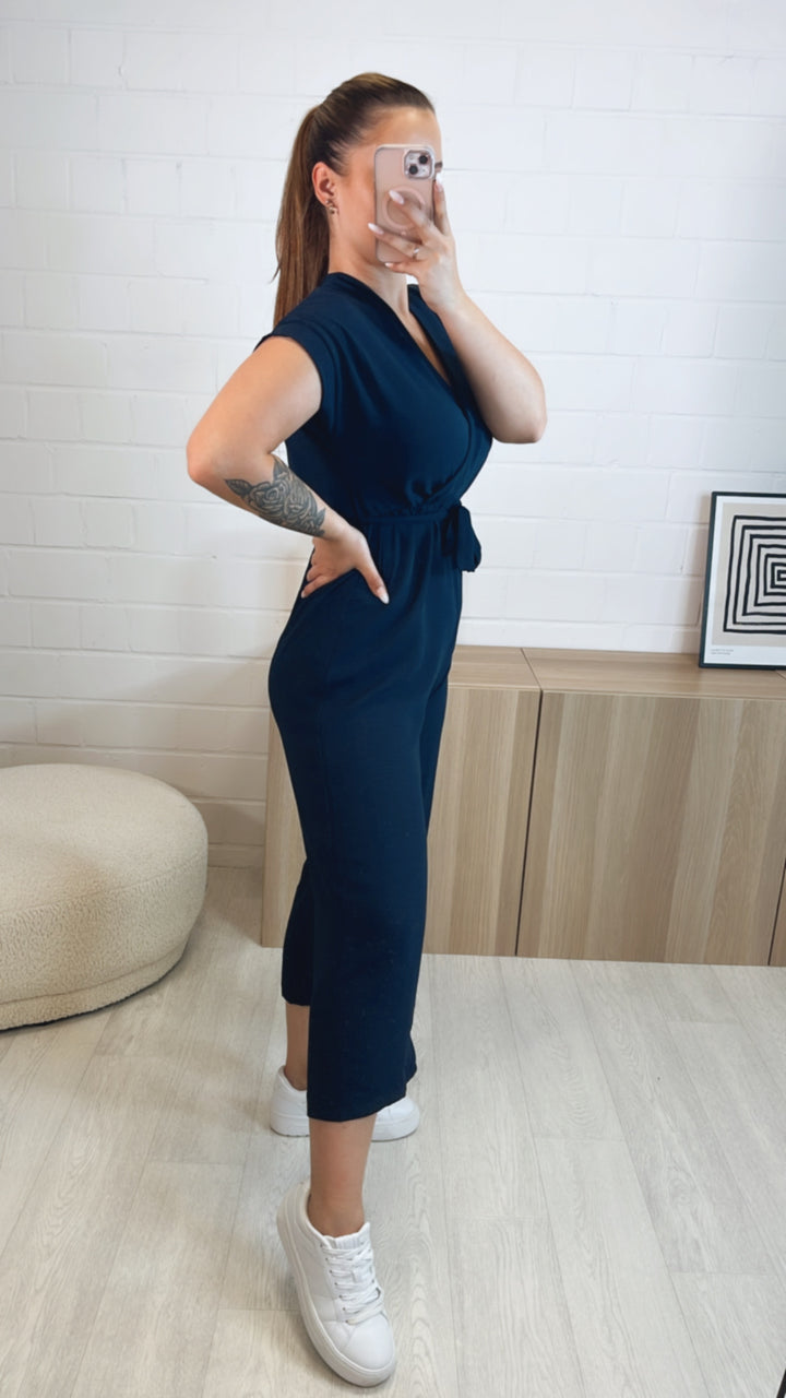 JUMPSUIT lang mit kurzen Armen / dunkel blau Art. 9762