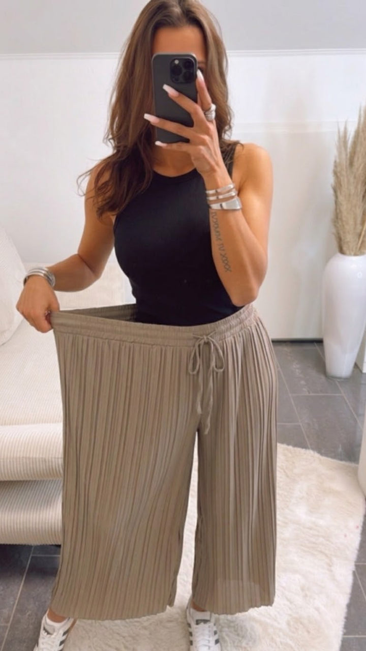 Plissee Hose / taupe-schlamm Art. 6733