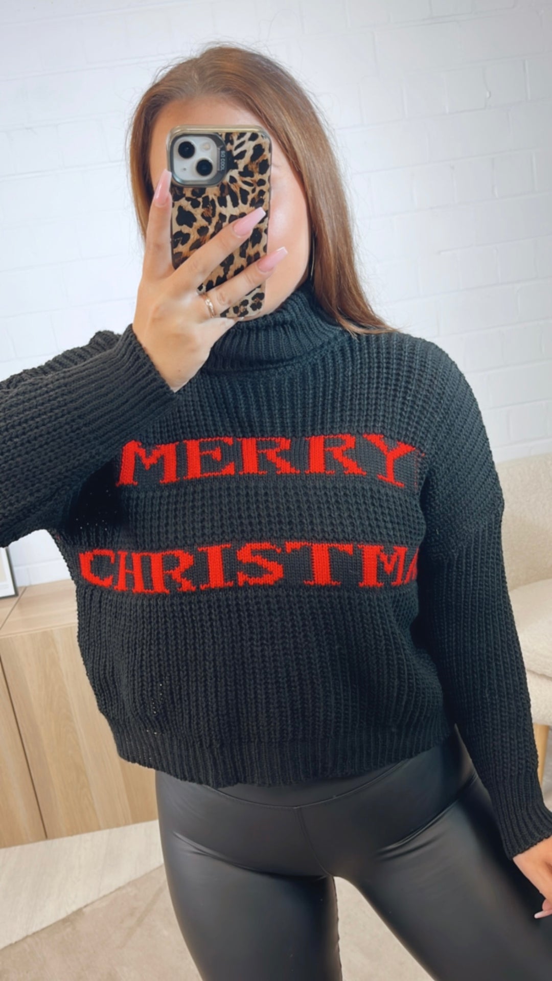 leichter Rollkragen Pullover "Merry Christmas" / schwarz - rot Art. 12626
