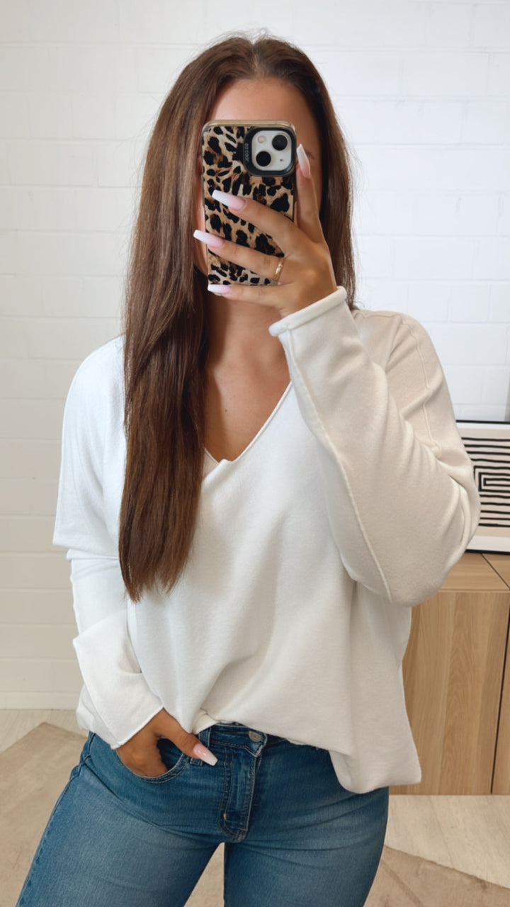 WEITER leichter, super weicher Pullover, V-Ausschnitt / weiss Art. 11186
