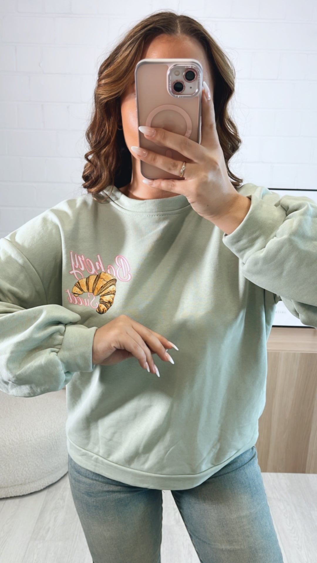Pullover " Bakery " / soft matcha Art. 9585