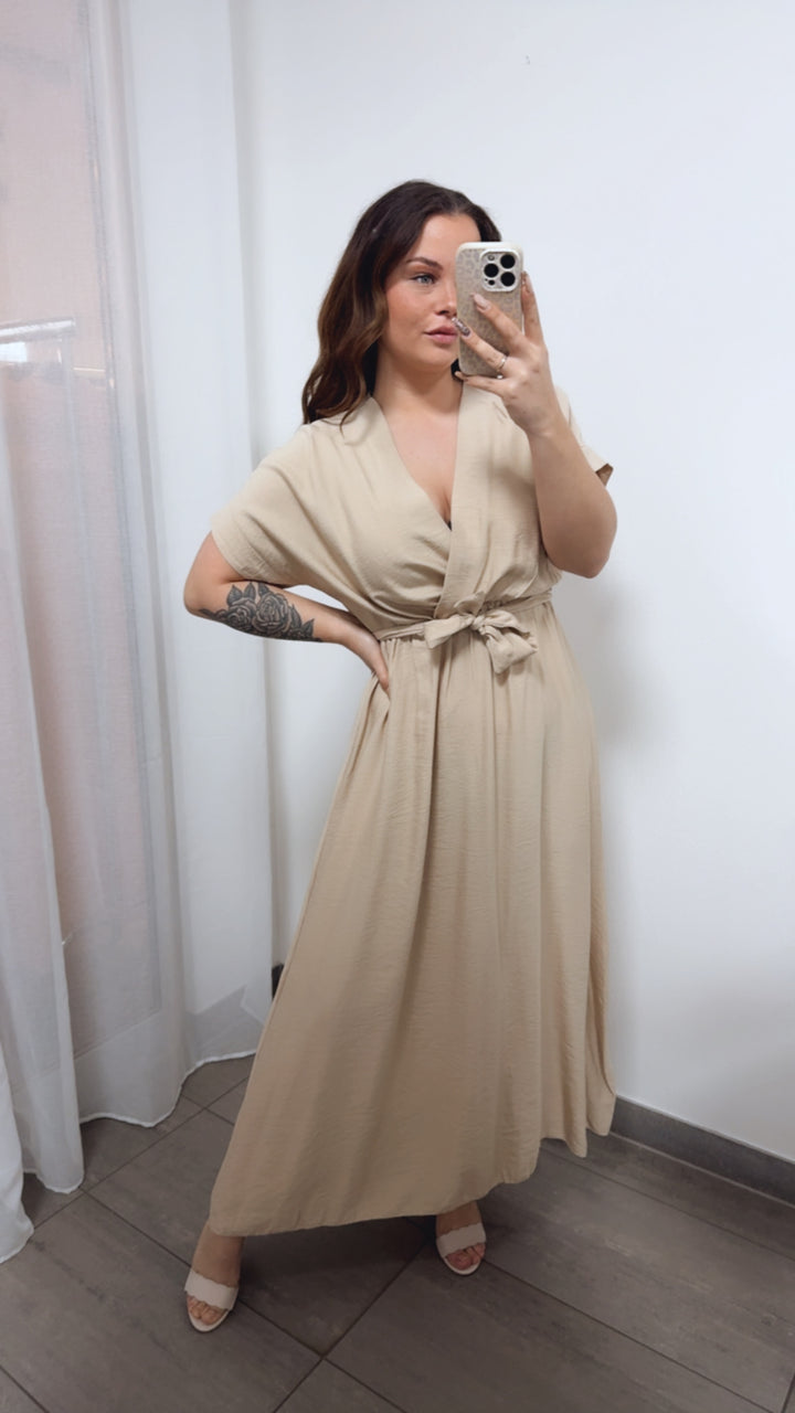 langes Kleid mit kurze Armen, elastische Taille und zum schnüren / beige Art. 14307