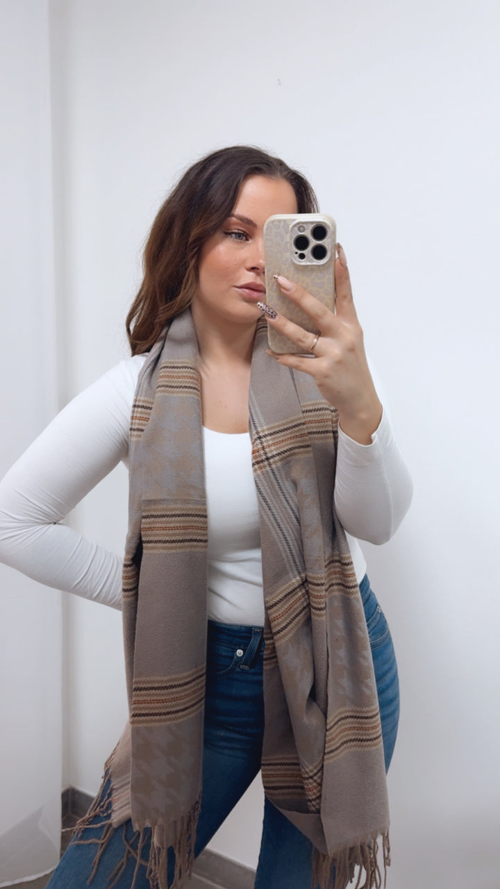 Statement Schal – Mix aus Streifen & Hahnentritt / grau - taupe - orange Art. 14358